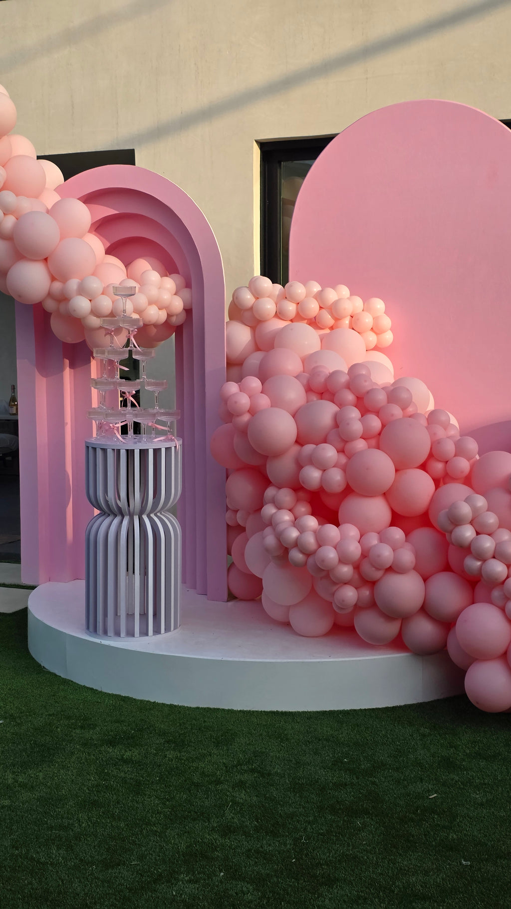 Modern White Hourglass Cake Stand – Luxury Display Piece